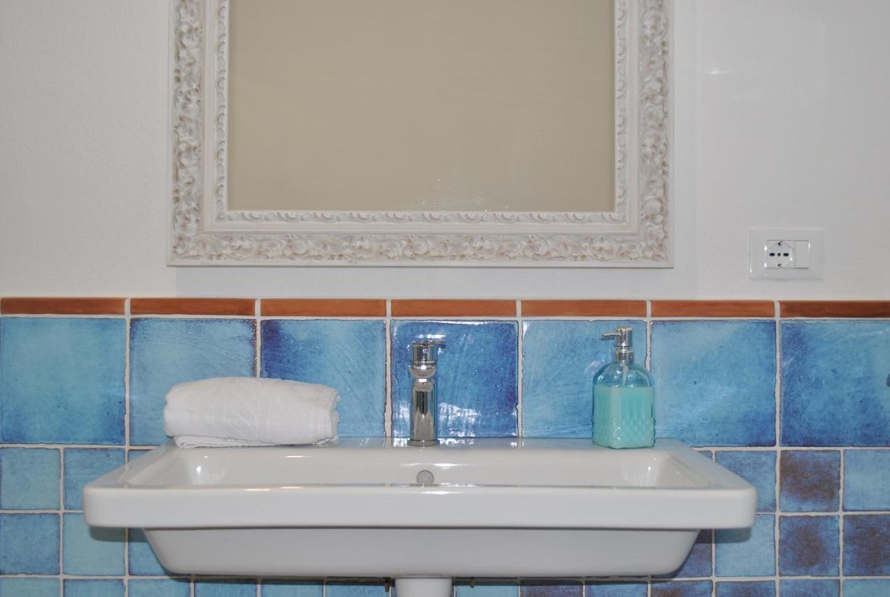 Casa Ono - Appartamento Con 2 Camere E 2 Bagni In Centro Abitato Orosei Extérieur photo