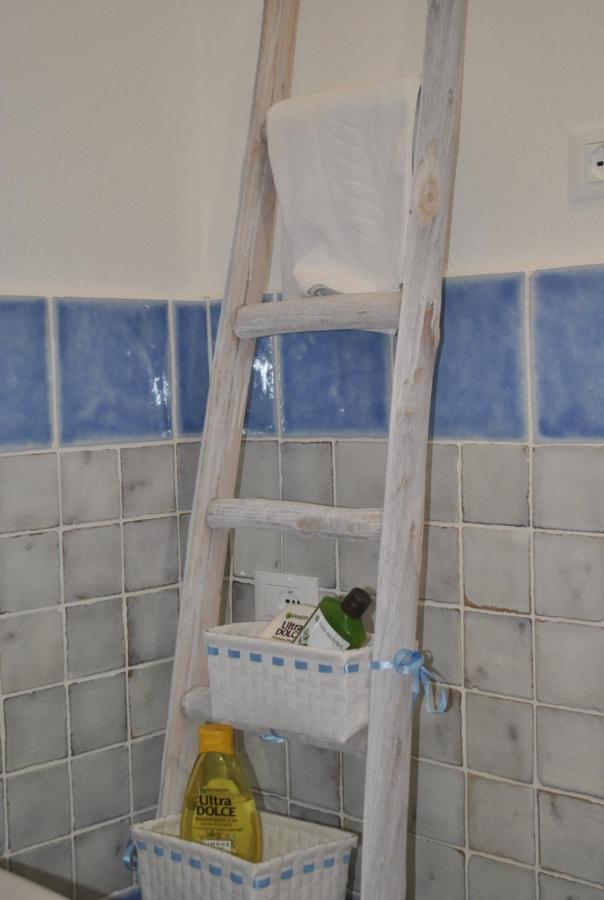 Casa Ono - Appartamento Con 2 Camere E 2 Bagni In Centro Abitato Orosei Extérieur photo
